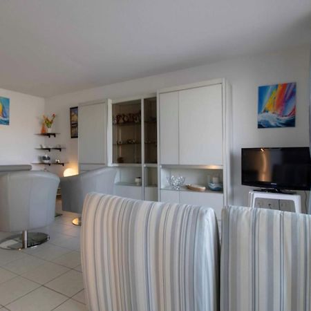 Apartment With Balcony And View On The Port Fréjus Exterior foto
