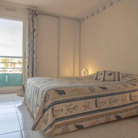 Apartment With Balcony And View On The Port Fréjus Exterior foto