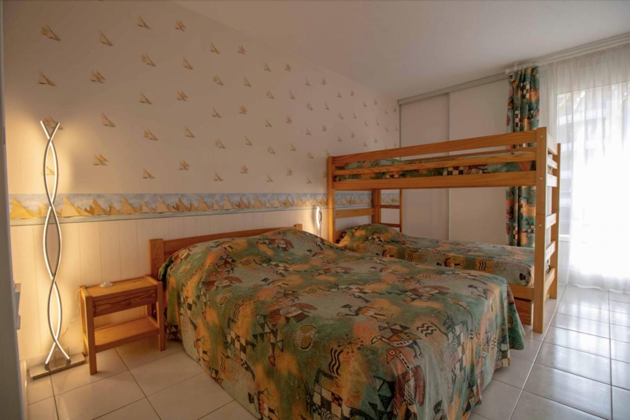 Apartment With Balcony And View On The Port Fréjus Exterior foto